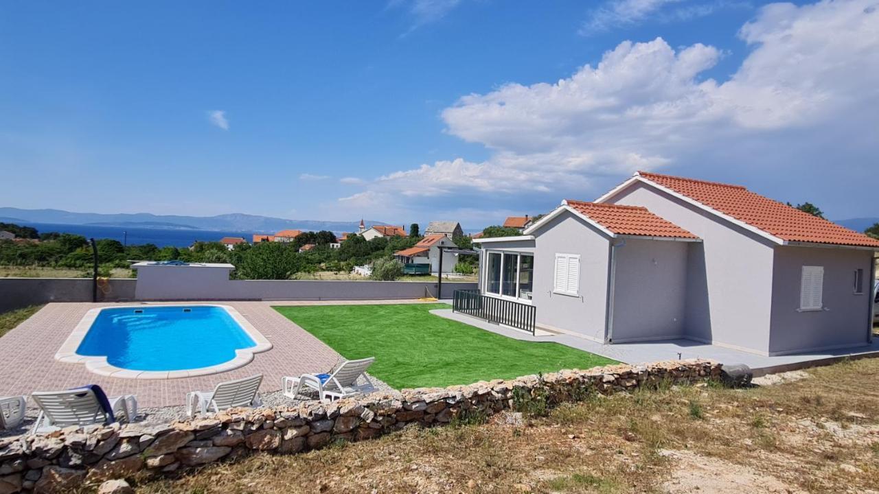Вилла Nane Garden House With Heated Pool Mirca  Экстерьер фото