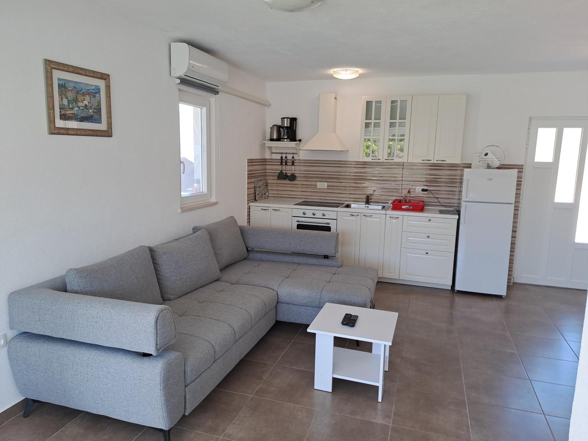 Вилла Nane Garden House With Heated Pool Mirca  Экстерьер фото